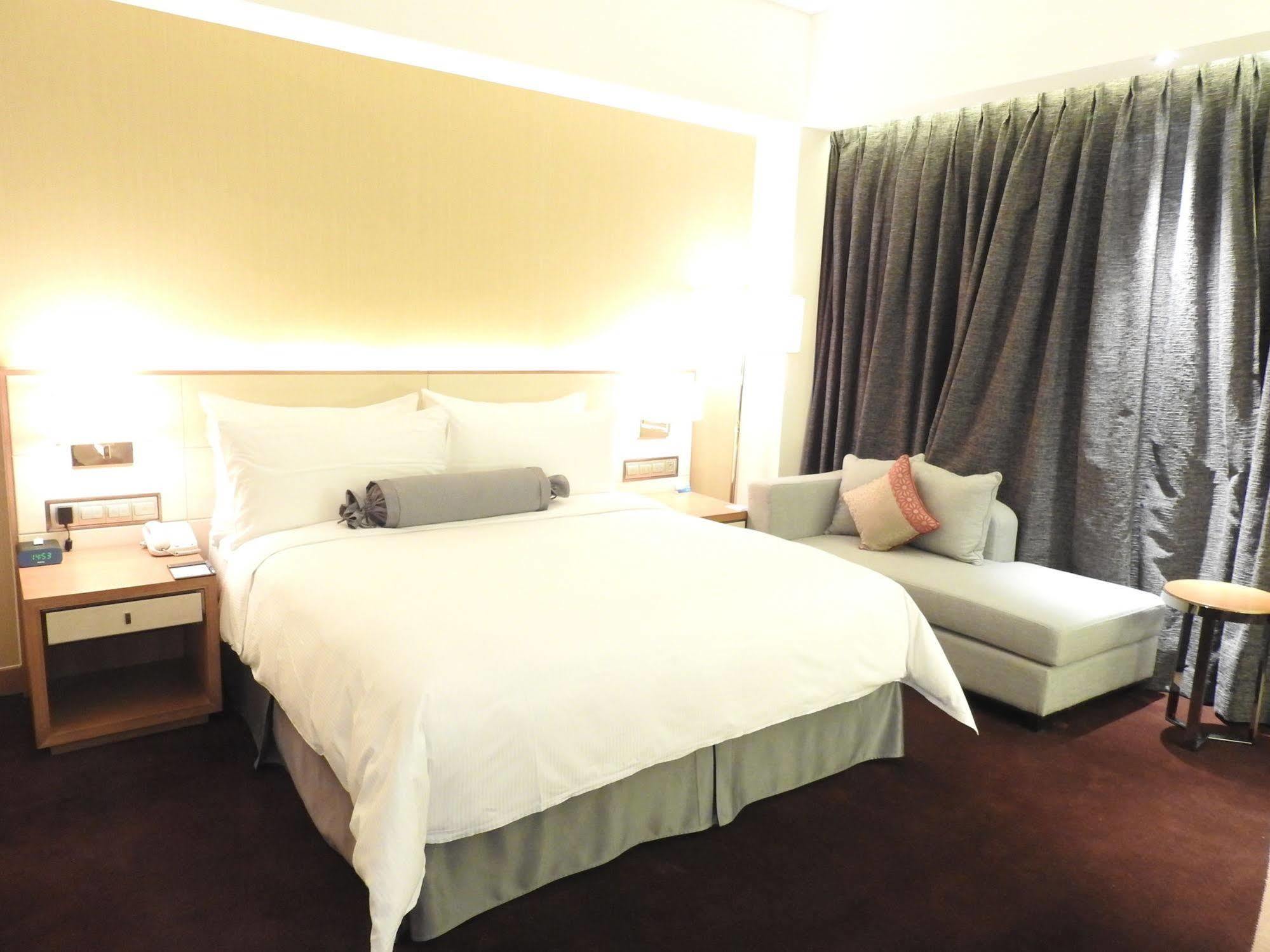 Radisson Blu Hotel Kashgar Ngoại thất bức ảnh